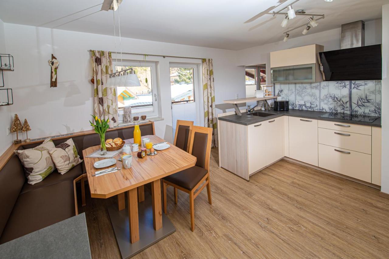 Appartment Lechner Neukirchen am Großvenediger Eksteriør billede